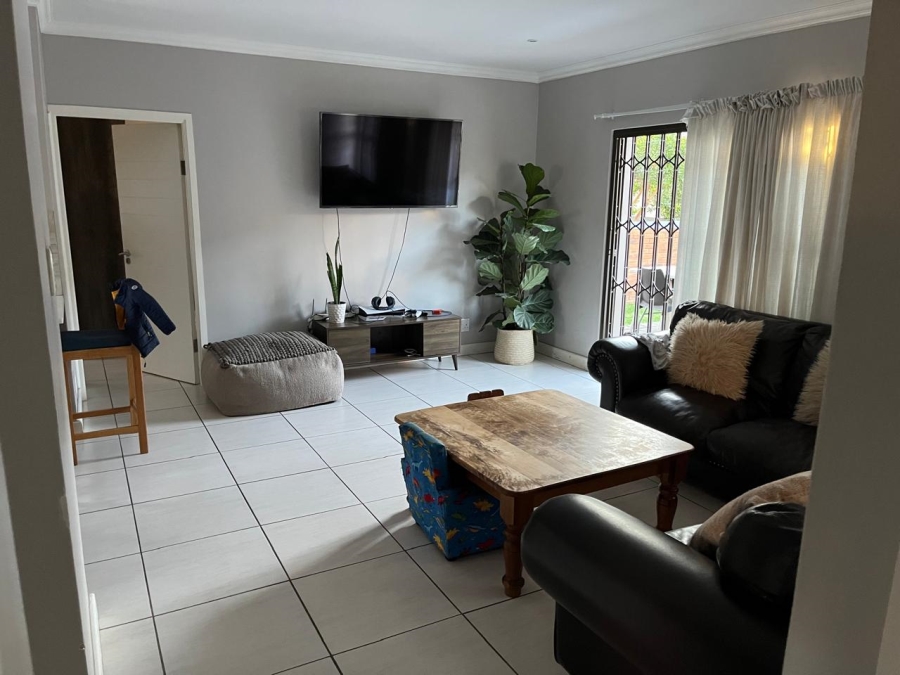 To Let 2 Bedroom Property for Rent in Heuwelsig Free State